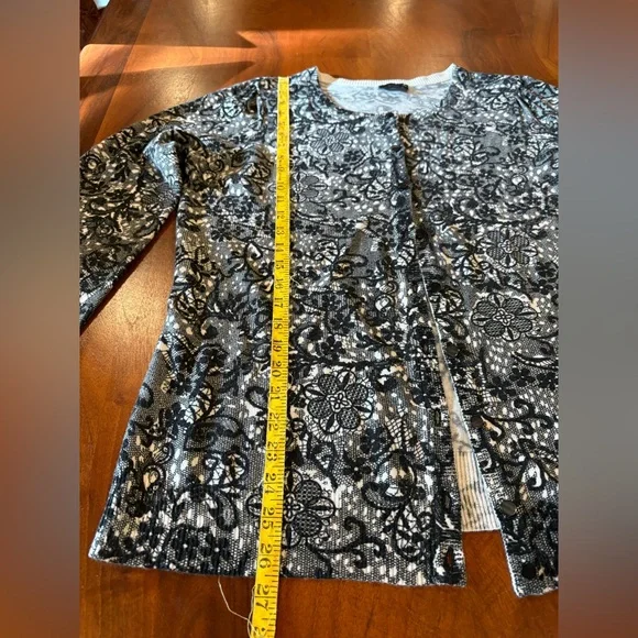 Ladies cardigan lace look by East 5th (XL) accessory’s don’t  come with … - Picture 7 of 8